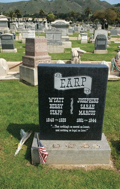 Wyatt Earp's Grave | Wyatt earp, Earp, Old west photos