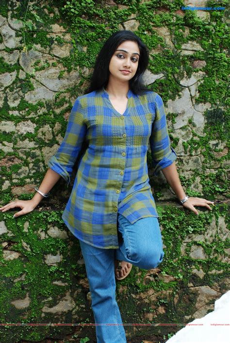 Vidya Unni Actress Photo Image Pics And Stills 113208