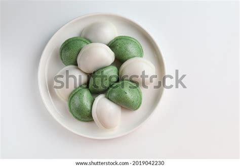 10,152 Korean Rice Cake Sweet Images, Stock Photos & Vectors | Shutterstock