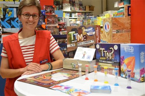 Elle est animatrice de jeux de société Saint Brieuc maville