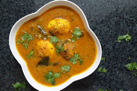 South Indian Egg Curry Recipe - Yummy Indian Kitchen