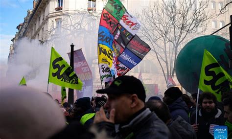 French Workers Stage Nd Mass Strike Over Pension Reforms Global Times