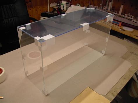 Plexiglasvitrine Einfach Und Billig