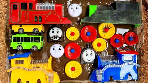 Thomas And Friends Kereta Thomas Dan Teman Ada Didalam Lumpur Merakit