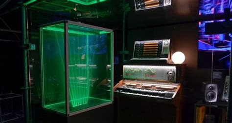 吸引daft Punk「回歸」參展的百年電子音樂展正在進行中 每日頭條