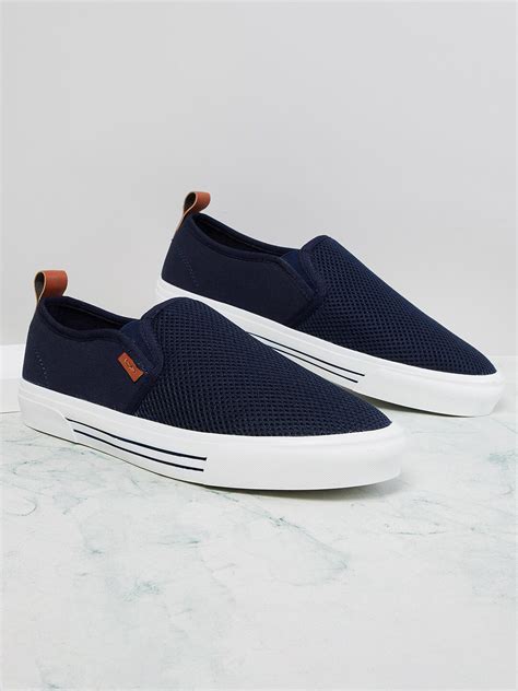 Buy Max Men Navy Blue Solid Slip On Sneakers Casual Shoes For Men 17759052 Myntra