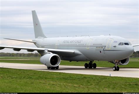 Zz330 Royal Air Force Airbus Voyager Kc2 A330 243mrtt Photo By Dean Broker Id 275067