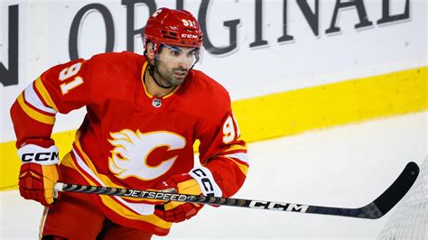 nazem kadri    goal   flame rcalgaryflames