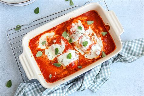 Kip In Tomatensaus Binnen Minuten Op Tafel Lekker En Simpel