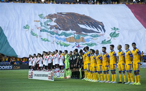 Messi Jugar La Libertadores Ofrecimiento De La Conmebol Al