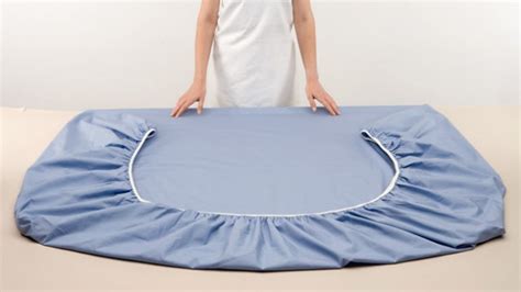 Quick And Easy Way To Fold A Fitted Sheet Sapulpa Laundry