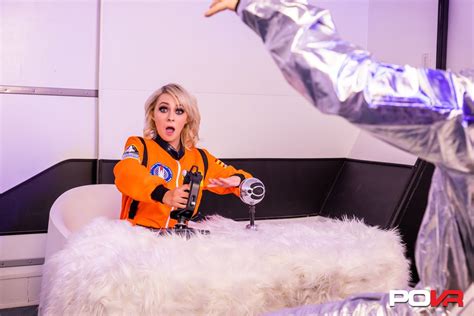 Blonde Hottie Ava Sinclaire Needs A Dick In Her Trimmed Pussy 19 Photos