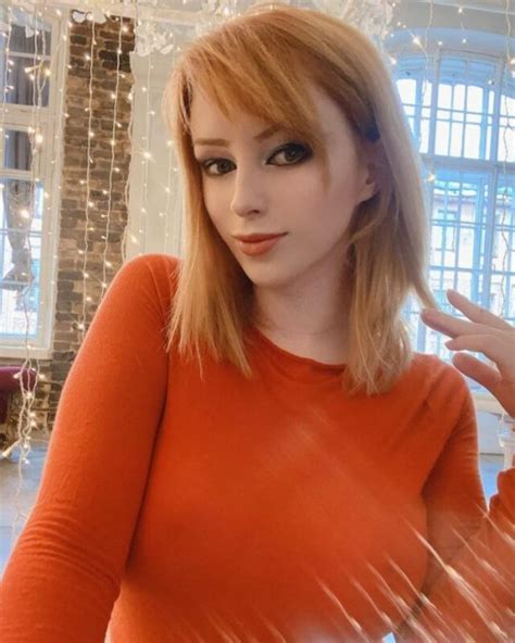 გაიცანით რუსი კოსპლეიერი - Lady Melamori.
