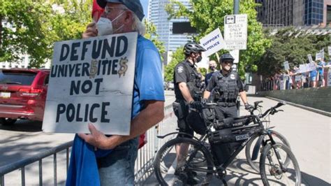 Seattle Police Chief Quits After City Council Votes To Strip Funds Bbc News