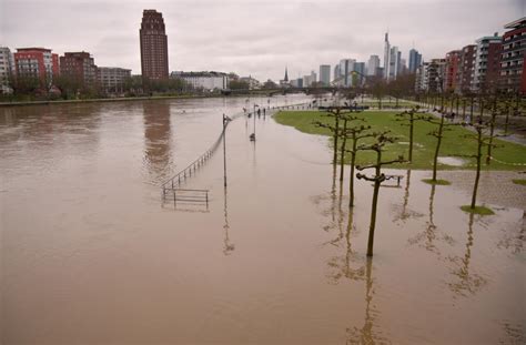 Journal Frankfurt Nachrichten Hochwasserlage In Hessen Entspannt Sich