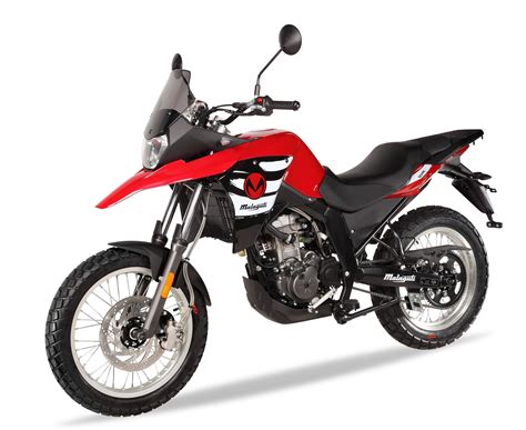 Motorrad Vergleich KTM 125 Duke 2023 Vs Malaguti Dune 125 2020