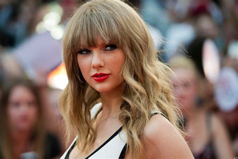 What Is Taylor Swifts Net Worth Thestreet