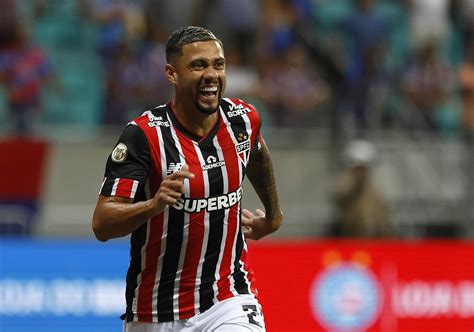 Veja O Salário De Wellington Rato No São Paulo Vitória Confirma