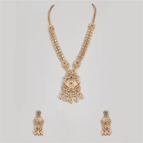 necklaces   vivinia  vidhi mehra