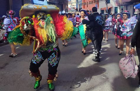 Fiesta Del Gran Poder Se Luce Por Calles Y Avenidas Del Centro De La