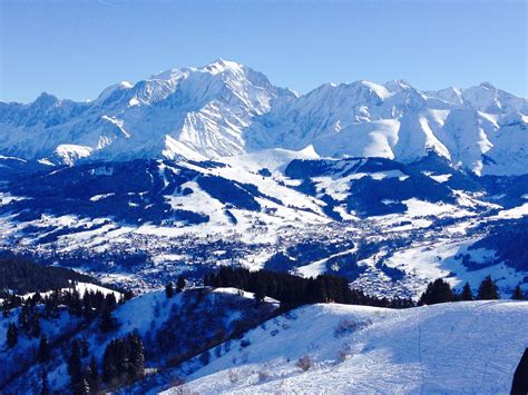 Megeve Vue Sur Le Massif Du Mont Blanc Depuis Les Pistes De Ski Mount