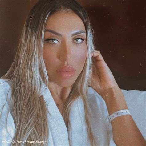 BiaaBiaa’s Official Social Fan Page | LoyalFans