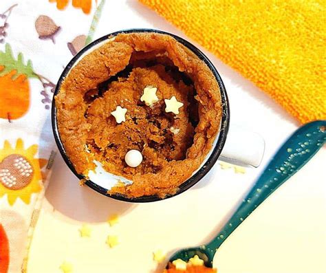 Pumpkin Spice Mug Cake That Fall Dreams Are Made Of