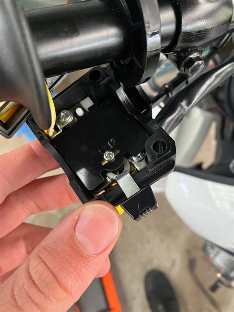 Choke Cable Keeps Snapping Back New Bike Page Drriders