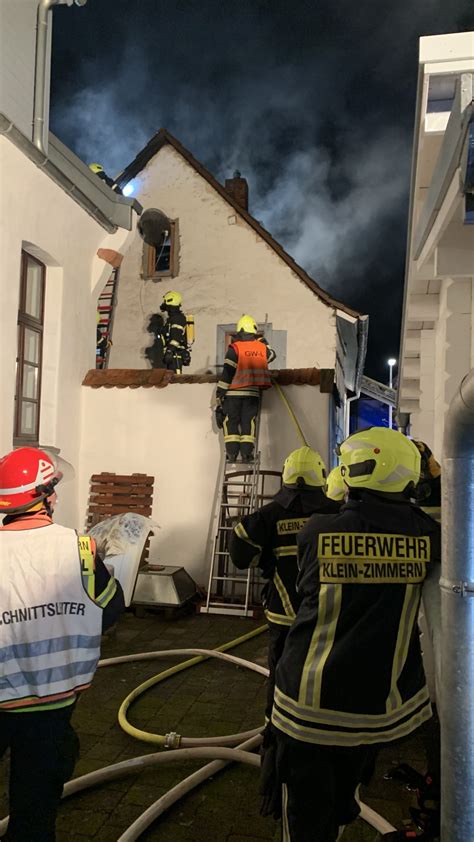 Dachstuhlbrand Feuerwehren der Gemeinde Groß Zimmern