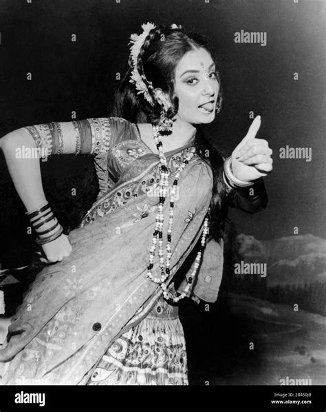 Saira Banu dancing , Indian Bollywood Hindi movies film star actress ...