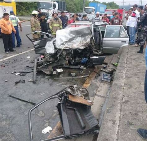 Un Muerto Tras Choque Múltiple En La Av Perimetral De Guayaquil