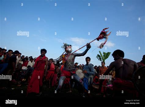 Charak Puja Hi Res Stock Photography And Images Alamy