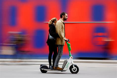 Bruxelles va intensifier la lutte contre les trottinettes électriques