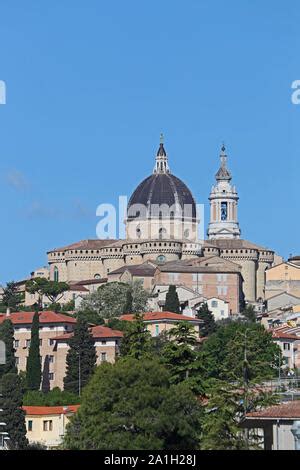 Loreto El Santuario De La Santa Casa O La Bas Lica De La Santa Casa