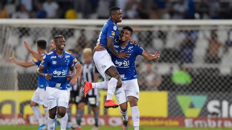 Athletico Encaminha Acerto Zagueiro Revelado Pelo Cruzeiro E Que