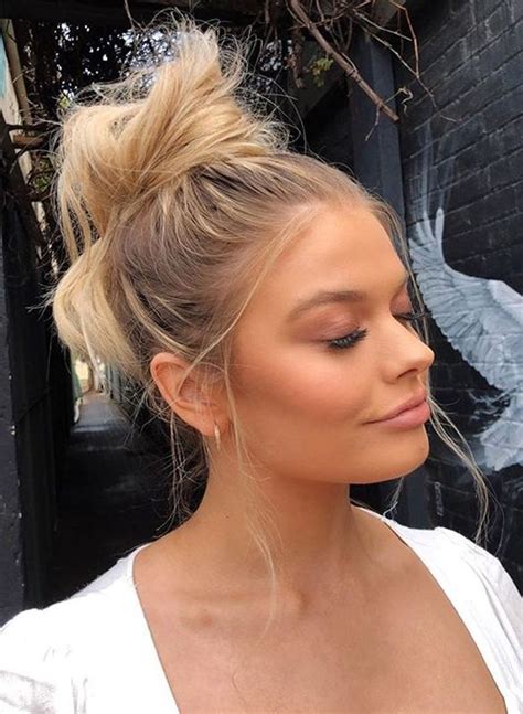 Loose Top Knot