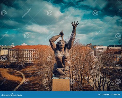 Beautiful Panoramic Aerial Drone View Of The Monument To The Heroes Of