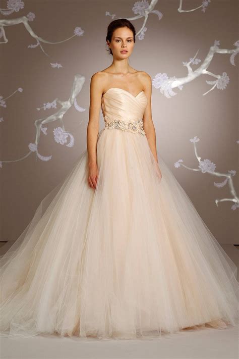 A Favorite Lazaro Wedding Dress That S Available At Kleinfeld Lazaro