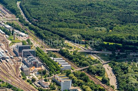 Karlsruhe Von Oben Stadtansicht Vom Innenstadtbereich Am Hauptbahnhof