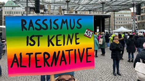 Ticker Zum Nachlesen Rund 50 000 Menschen Demonstrieren Gegen Rechts