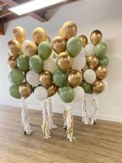 Latex Bunch Balloon Arrangement Delivery In 2024 Balloons Balloon