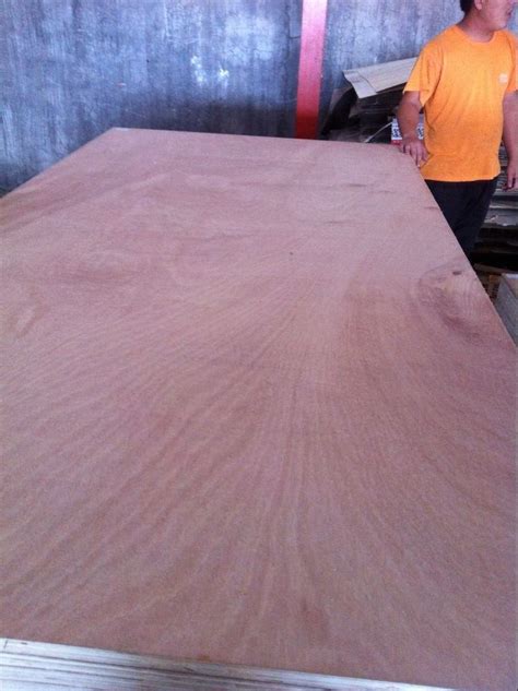 Wholesale Okoume Plywood Okoume Plywood Poplar Core Triplay De Okume