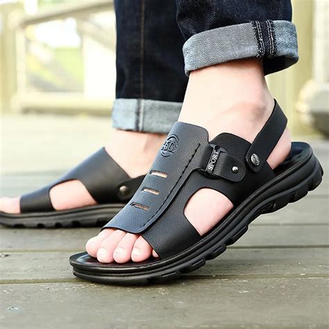 Sandals Men Light Comfort Summer Beach Shoes Casual Hard Wearing Male Summer Shoes Man Soft Pvc