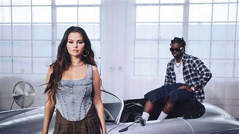 Rema Une Su Voz A Selena Gomez En La Nueva Versión De “calm Down”