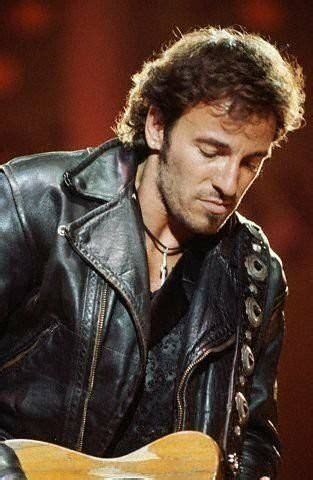 Pin By Jeannine Vandewoestijne On Foto Bruce Springsteen The Boss