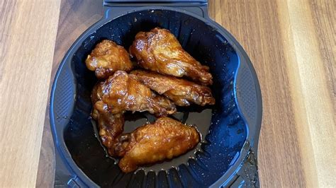 Popular Pizza Hut Wing Flavors, Ranked Worst To Best