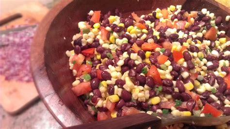 The Girl Cooks Clean Southwest Black Bean Salad