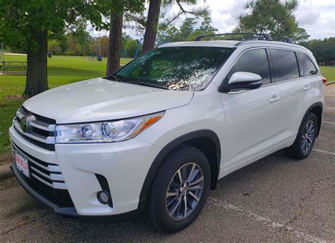 2018 Toyota Highlander Xle Packs A Lot Of Cargo And Passengers