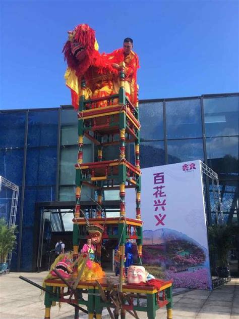 2017多彩貴州「非遺周末聚」 百花興義非遺力作震撼上演 每日頭條