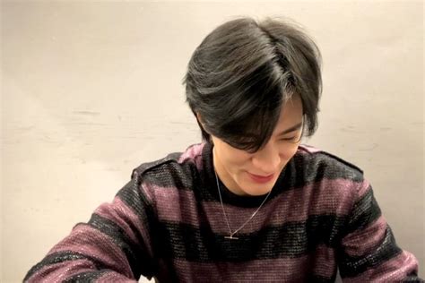 Jeno Vlive 260421 Gambar Pacar Selebritas Gambar